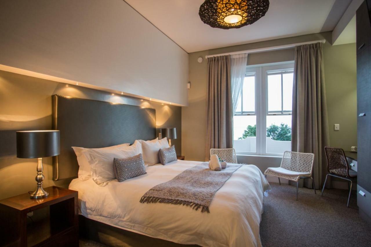94 On Rodger Hotel Mossel Bay Eksteriør billede