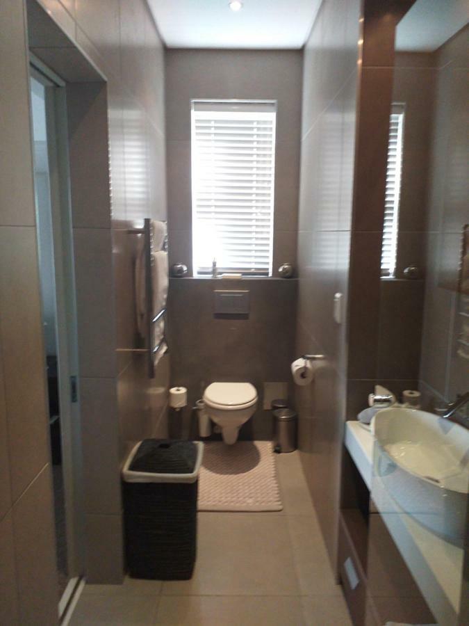 94 On Rodger Hotel Mossel Bay Eksteriør billede